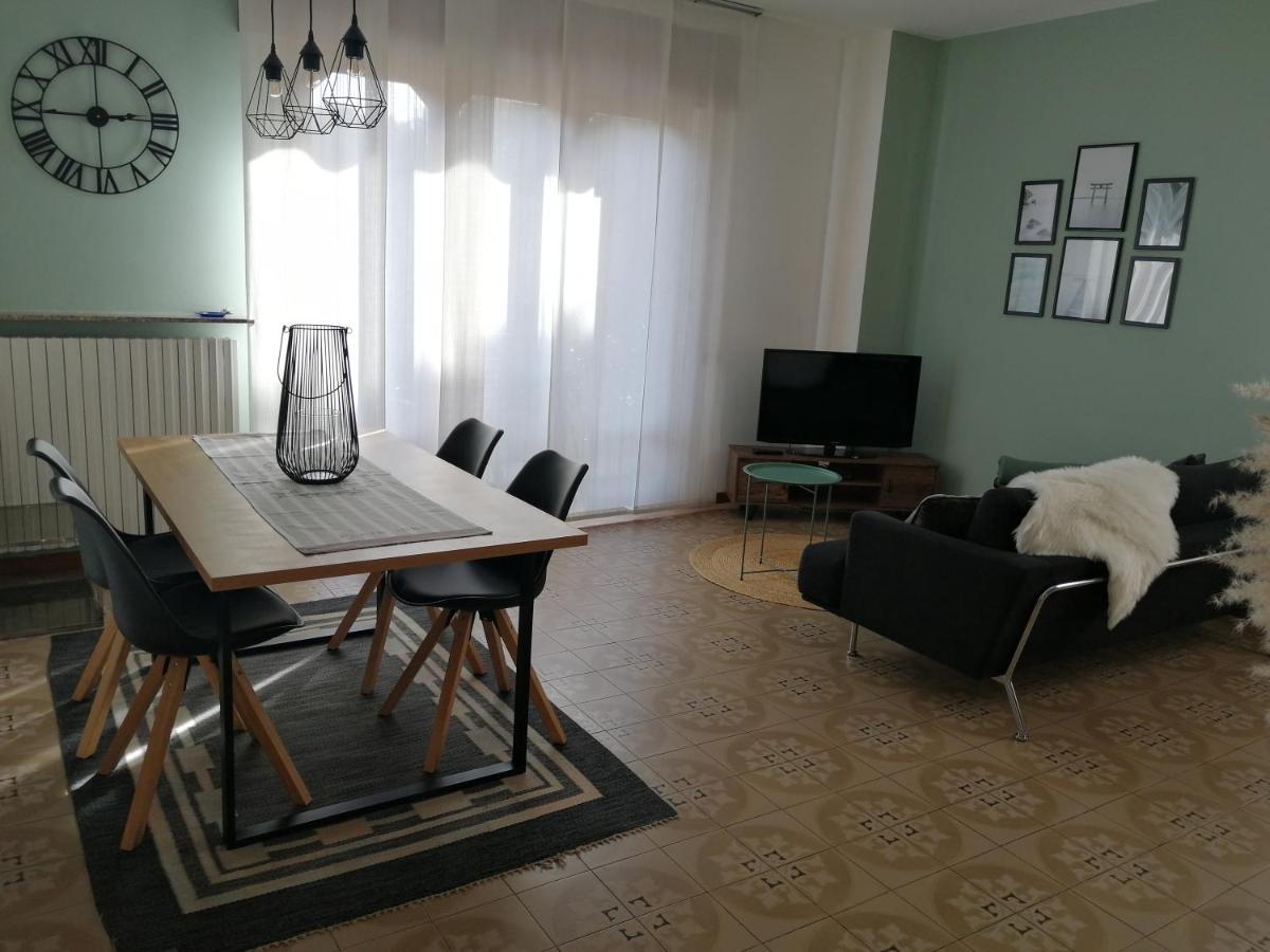 Casa Vacanze Donatella Carenno Екстериор снимка