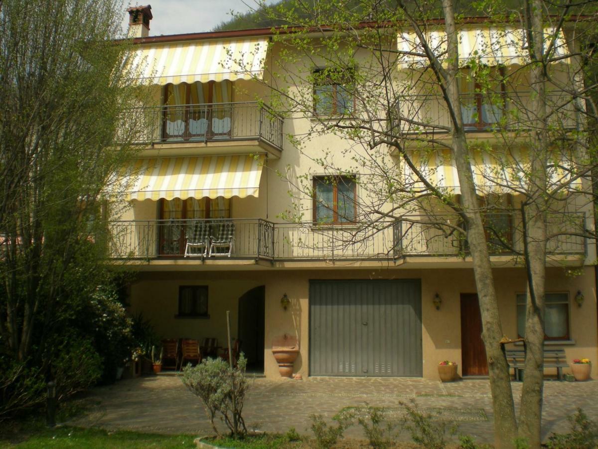 Casa Vacanze Donatella Carenno Екстериор снимка